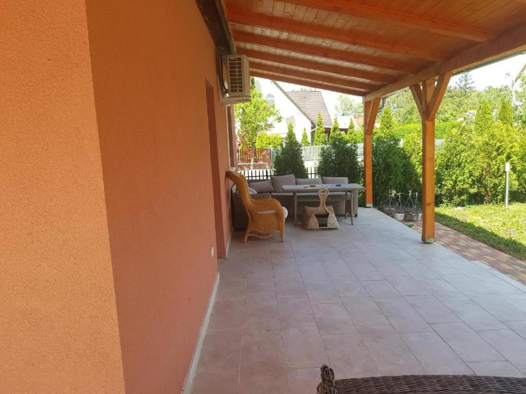 Rajmund Vendeghaz Villa Balatonkeresztúr Eksteriør billede