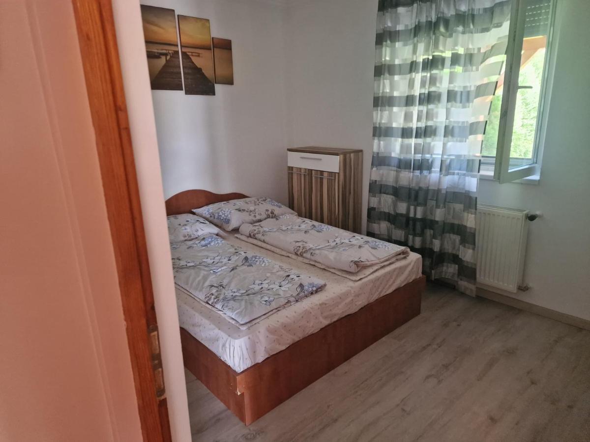 Rajmund Vendeghaz Villa Balatonkeresztúr Eksteriør billede